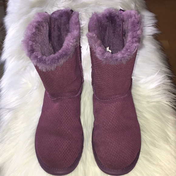 Ugg boots - Picture 1 of 7